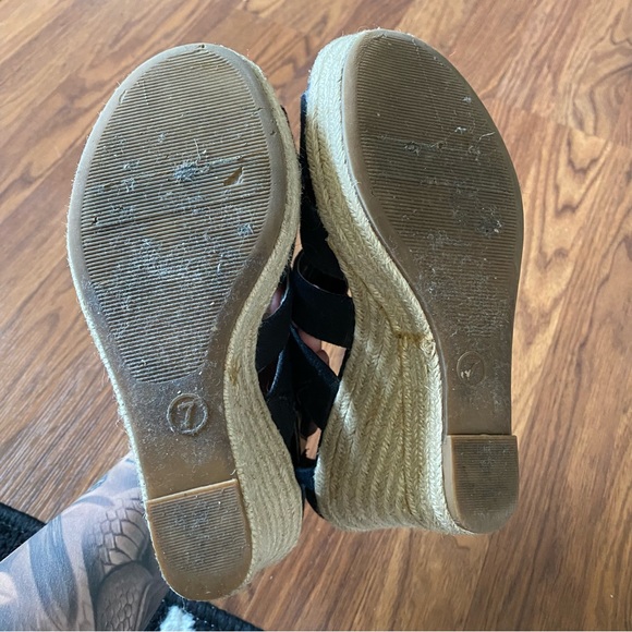 Merona size 7 wedge sandals - Picture 7 of 9